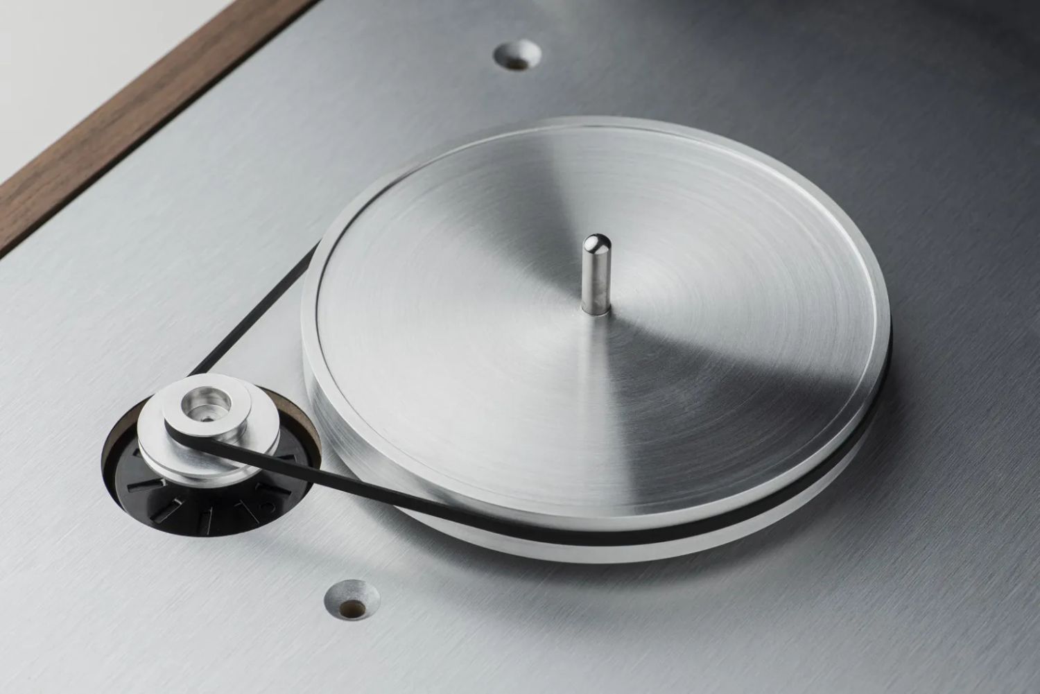 Pro-Ject The Classic Evo Alumium Subplatter --- 1